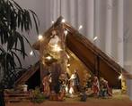 Mooie grote kerststal met 12 beeldjes., Huis en Inrichting, Ophalen