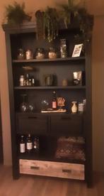 Mooie boekenkast Mat zwart, Huis en Inrichting, Ophalen of Verzenden, Zo goed als nieuw