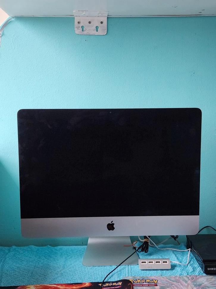 Imac late 2015, 21.5 inch - 8 gb ram, Computers en Software, Apple Desktops, Zo goed als nieuw, iMac, Minder dan 2 Ghz, 8 GB, Ophalen of Verzenden