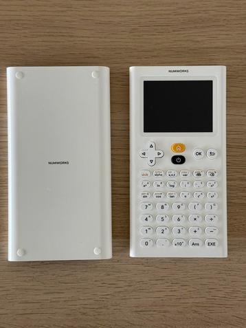 Grafische rekenmachine Numworks beschikbaar voor biedingen