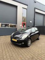 Toyota Yaris 1.3 AUTOMAAT, Auto's, 4 cilinders, Zwart, Bedrijf, Yaris