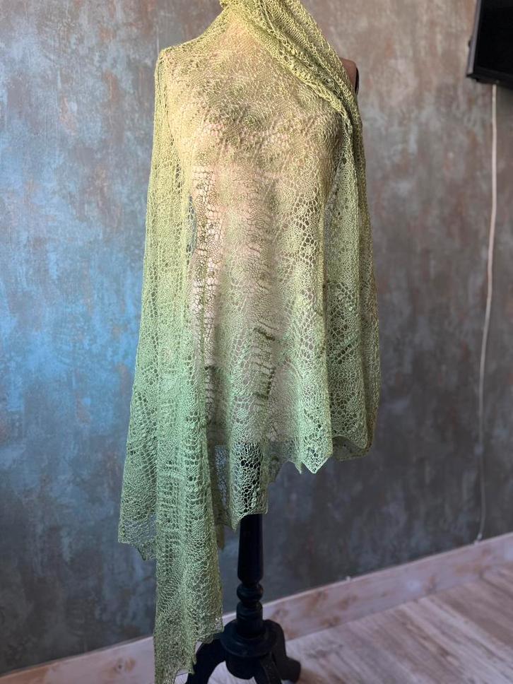 Handgebreide, Mosgroene Haapsalu Shawl/Omslagdoek/ Sjaal, Kleding | Dames, Gelegenheidskleding, Nieuw, Overige typen, Maat 46/48 (XL) of groter