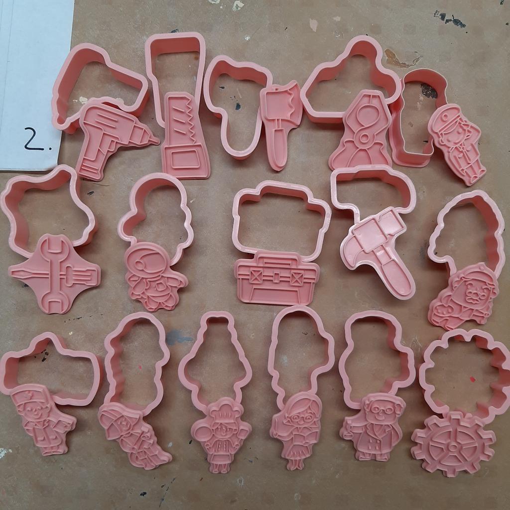 16 uitstekers klei thema beroepen keramiek, Ophalen of Verzenden