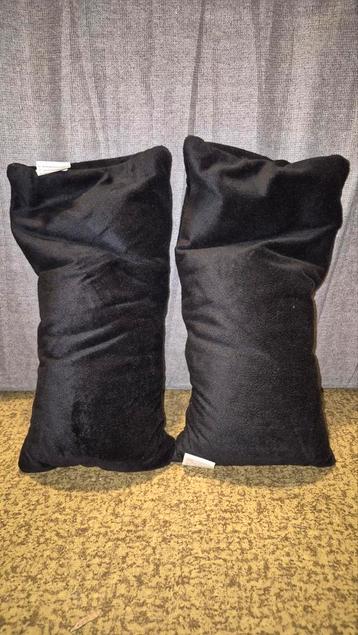 Zwarte sierkussens - set van 2 beschikbaar voor biedingen