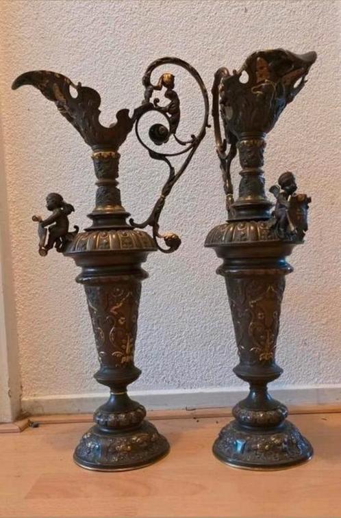 Zeldzaam antiek paar Franse Neo-Renaissance ewers, Antiek en Kunst, Antiek | Kandelaars, Ophalen of Verzenden