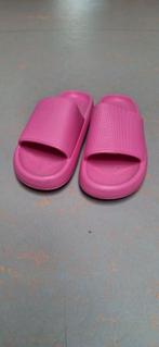 Roze slippers maat 39, Primark, Zo goed als nieuw, Roze, Ophalen