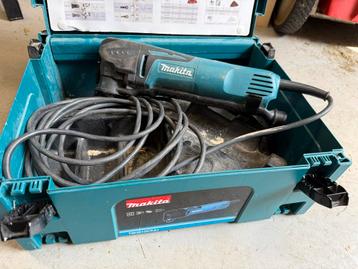 Makita Multitool TM3010CX2J beschikbaar voor biedingen
