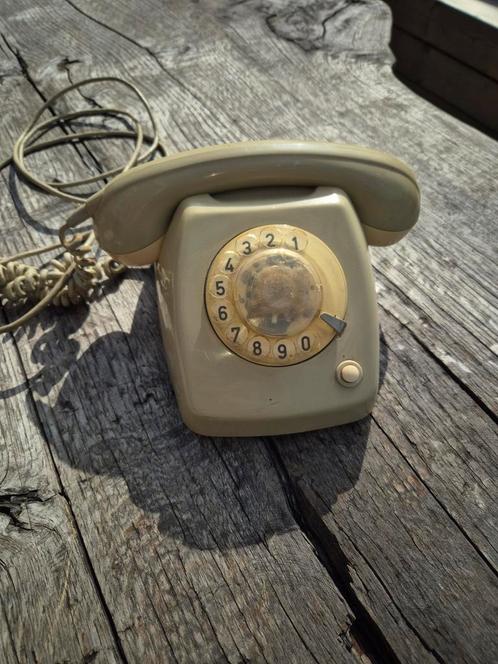 Vintage draaitelefoon - Retro charme, Antiek en Kunst, Antiek | Tv's en Audio, Ophalen