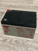 Loodaccu 12V 12Ah Yuasa NP12-12, Auto-onderdelen, Accu's en Toebehoren, Ophalen of Verzenden, Gebruikt, Universele onderdelen