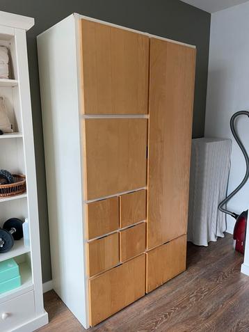 Ikea kast beschikbaar voor biedingen