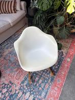 Vitra Eames Schommelstoel met zonschade, Huis en Inrichting, Ophalen, Kunststof, Gebruikt, Wit