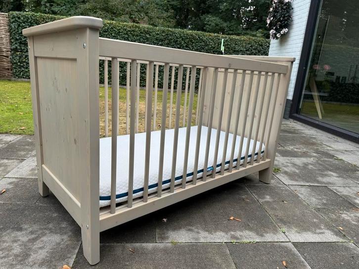Alta Ledikant incl. Matras, Kinderen en Baby's, Babywiegjes en Ledikanten, Zo goed als nieuw, Ledikant, Ophalen