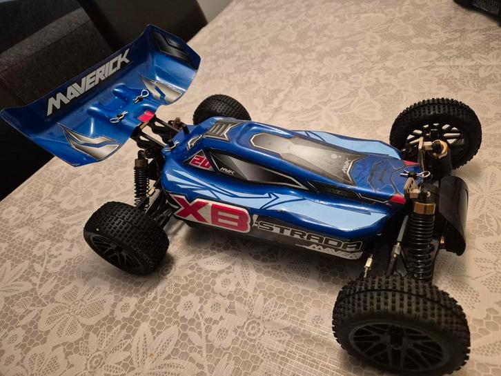 Maverick Strada XB, Hobby en Vrije tijd, Modelbouw | Radiografisch | Auto's, Zo goed als nieuw, Auto offroad, Ophalen of Verzenden