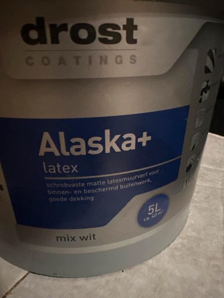 Drost Alaska+ latex muurverf wit - buiten, Doe-het-zelf en Verbouw, Verf, Beits en Lak, Zo goed als nieuw, Verf, 5 tot 10 liter