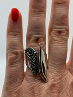 V492 Prachtige vintage zilveren ring verstelbaar, Ophalen of Verzenden, X, Dame, Zilver