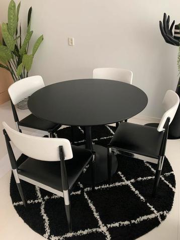 ZGAN Ringsted zwarte ronde houten eettafel 100 cm beschikbaar voor biedingen