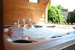 WellnessBungalows met Jacuzzi en Sauna , uw hond mee, Eigenaar