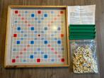 Vintage spel Schrabble houten bord, Gebruikt, Ophalen of Verzenden, Drie of vier spelers