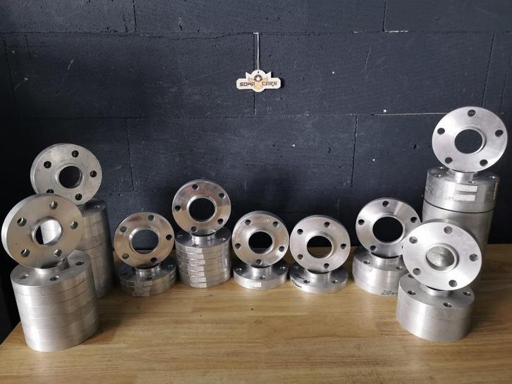 Nooit gebruikt / kleine diameter Spacers 5x100 5x112 5x120, Auto diversen, Tuning en Styling, Ophalen