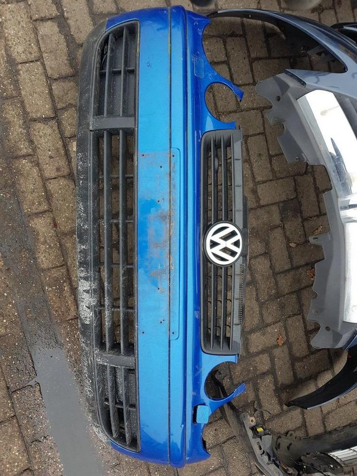 VW POLO VOORBUMPER BJ 2002 TOT 2005, Auto-onderdelen, Carrosserie en Plaatwerk, Bumper, Voor, Gebruikt, Ophalen of Verzenden