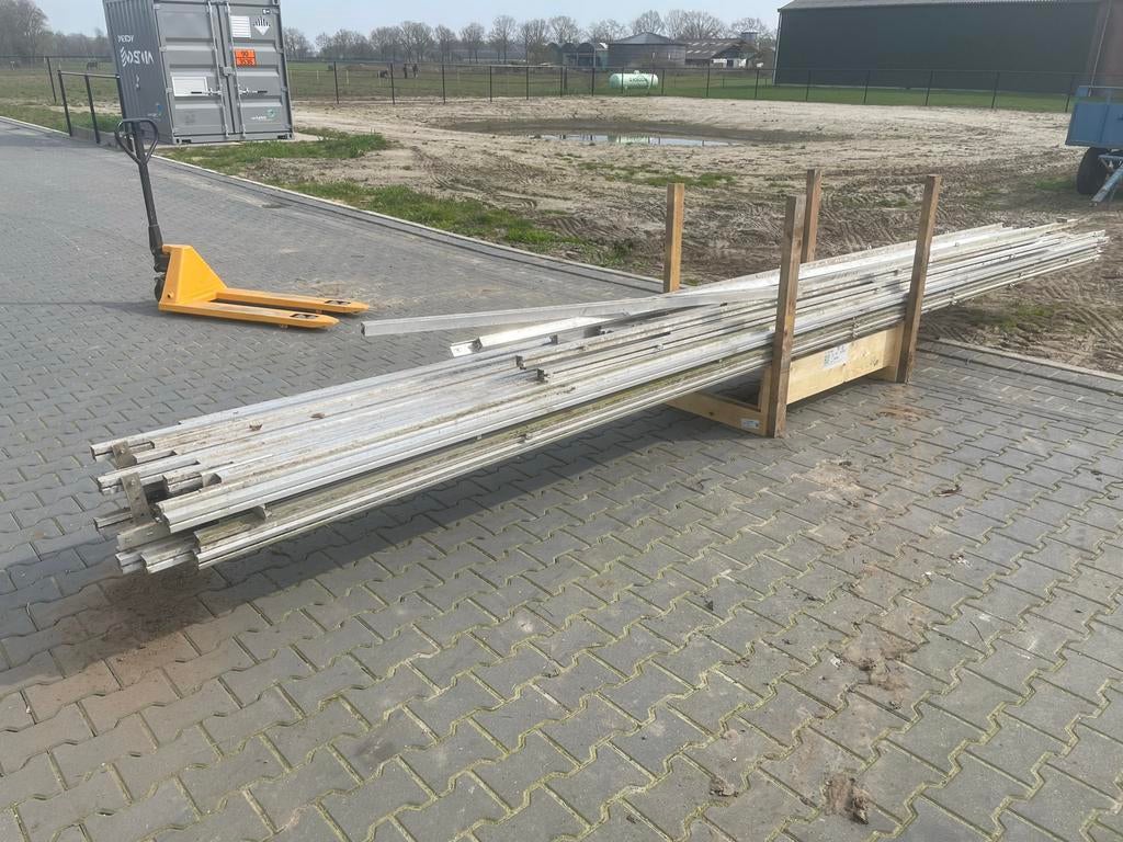 Aluminium profielen, Ophalen of Verzenden, Gebruikt