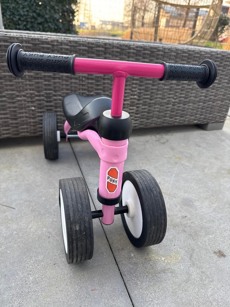 Puky Loopfiets Wutsch Roze - Perfect voor de kleintjes, Kinderen en Baby's, Speelgoed | Buiten | Voertuigen en Loopfietsen, Ophalen of Verzenden