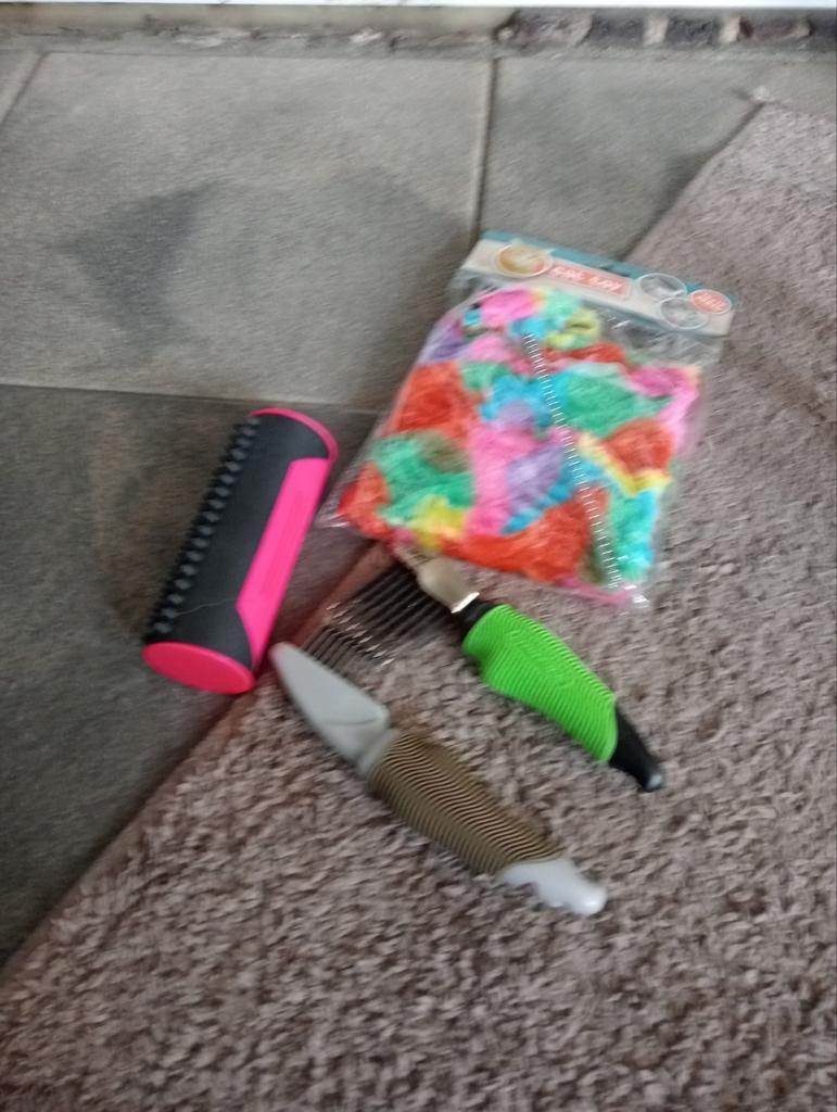 Katten kammen en speeltje, Ophalen of Verzenden