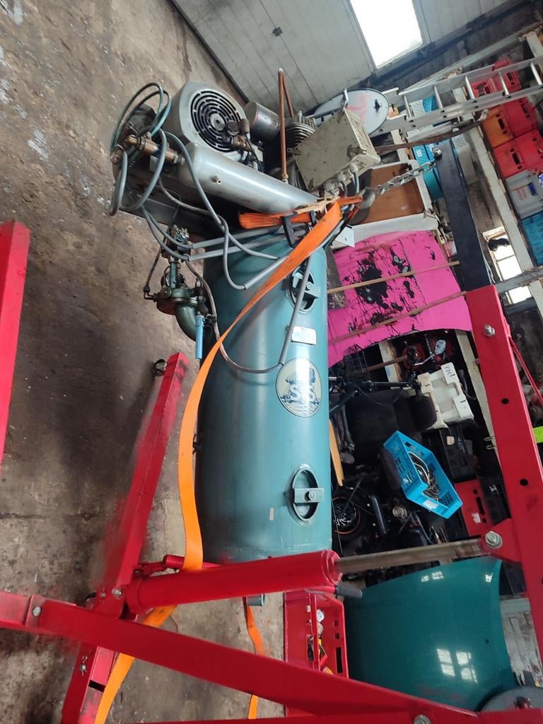Cremers werkplaats compressor, Doe-het-zelf en Verbouw, Compressors, Ophalen of Verzenden, Gebruikt, 800 liter/min of meer, 10 bar of meer