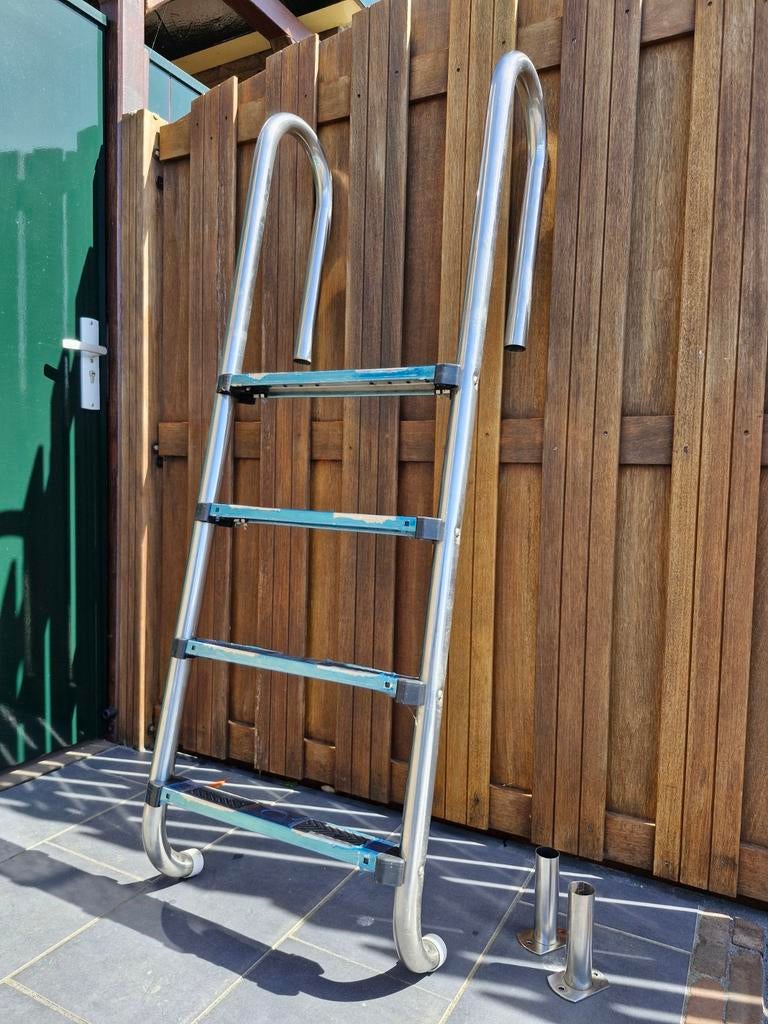 Zwembadtrap RVS - 4 treden, Gebruikt, Minder dan 200 cm, Inbouwzwembad, Rechthoekig