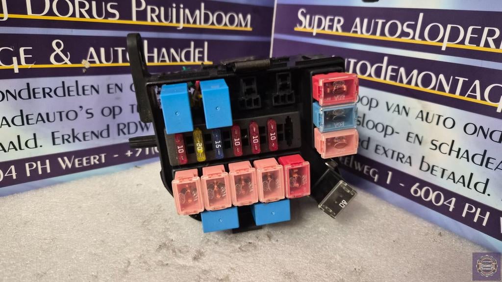 Hyundai Atos Zekeringkast 9121305300, Gebruikt, Heolleung-ro 12
06797  Seoul, Ophalen of Verzenden, Info@hyundai.com