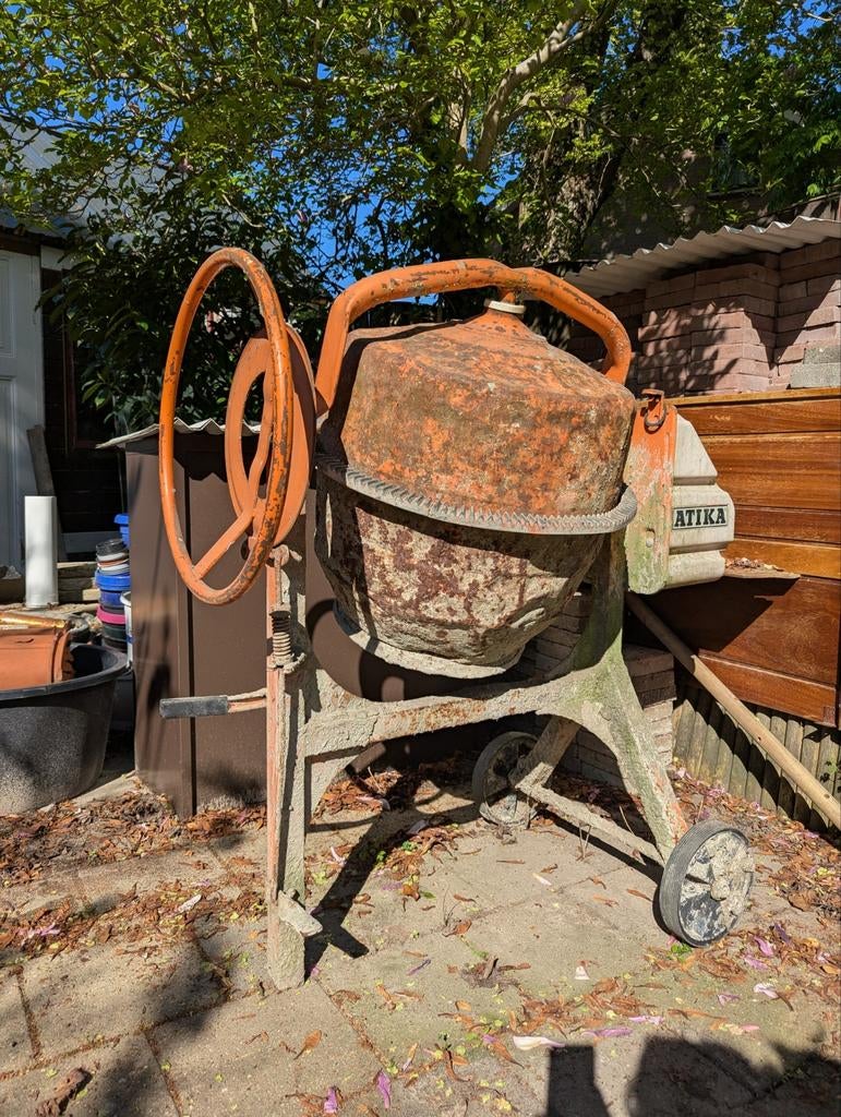 Betonmolen Atika - Robuuste cementmixer voor klussen, Doe-het-zelf en Verbouw, Betonmolens, Ophalen, Gebruikt
