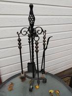 Groot robuust ijzeren haardstel, messing knoppen, 85cm hoog, Ophalen