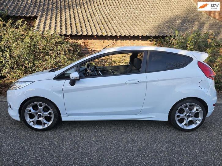 Ford Fiesta 1.6 Sport, Auto's, Ford, Bedrijf, Te koop, Fiësta, ABS, Airbags, Airconditioning, Boordcomputer, Centrale vergrendeling