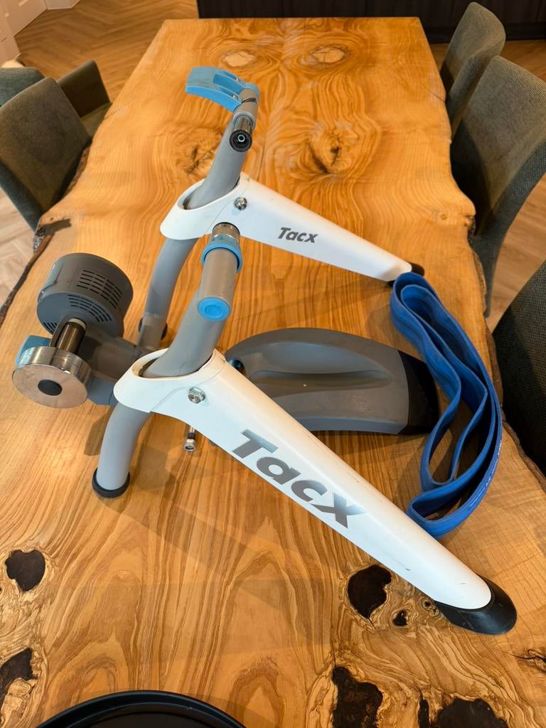 Tacx Flow Smart T2240, Sport en Fitness, Wielrennen, Ophalen of Verzenden, Zo goed als nieuw, Overige typen