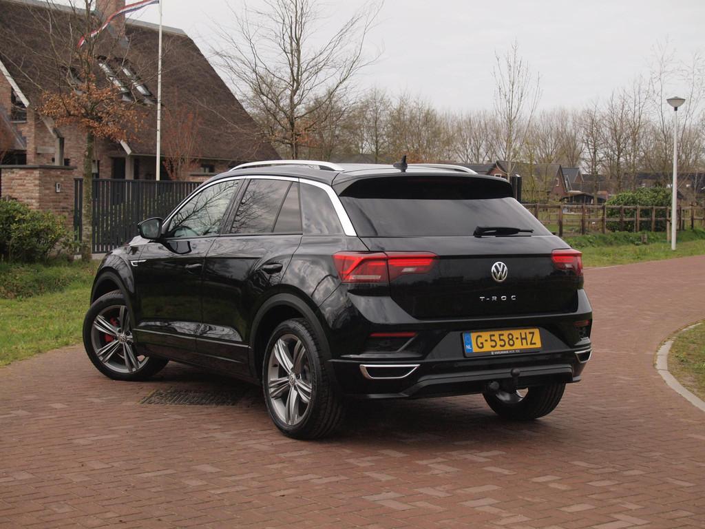 Volkswagen T-Roc 1.5 TSI Sport Business R | 2X R-Line | Sfee, Auto's, Volkswagen, Stof, 4 cilinders, 150 pk, Zwart