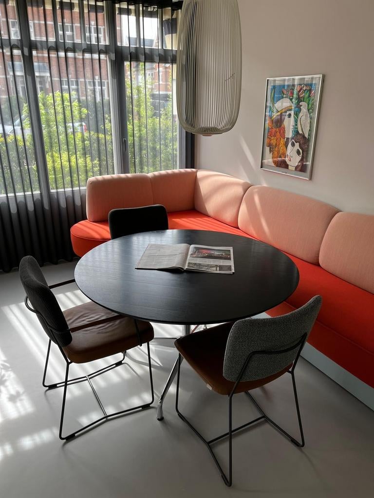 Eiken houten eettafel met vitra eames onderstel, Huis en Inrichting, Tafels | Eettafels, Ophalen, Gebruikt, Design, Vijf personen of meer