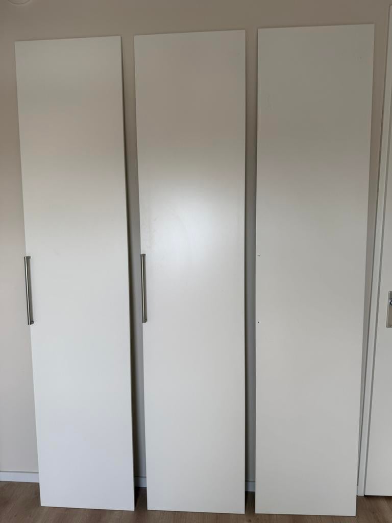 Te Koop: 3 deuren IKEA Pax kast, Ophalen, 200 cm of meer, 50 tot 100 cm, Zo goed als nieuw