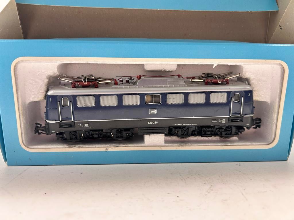 Märklin 3039 E10 238 digitale Elektrische Locomotief DB, B, Wisselstroom, Locomotief, A