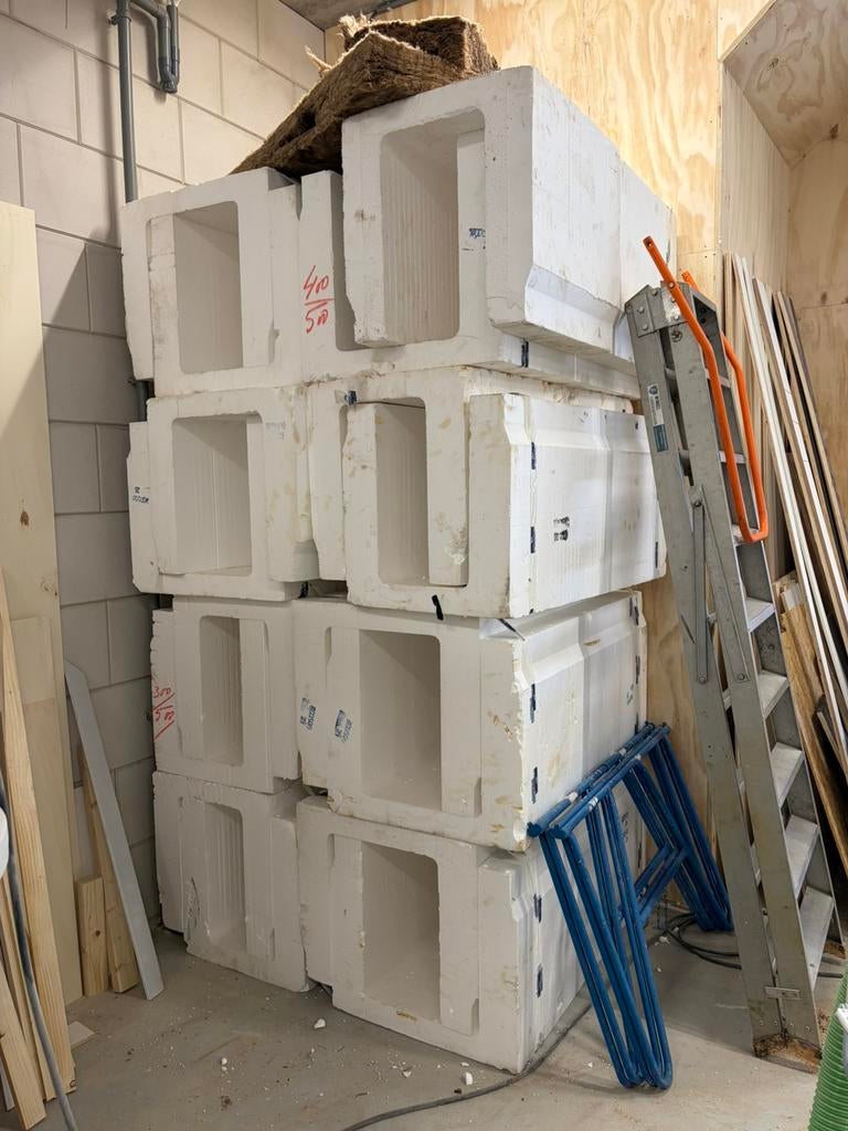 EPS bekisting tbv funderingsstroken, Ophalen, Zo goed als nieuw