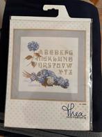 Thea Gouverneur Hortensia Alfabet Borduurpakket - Nieuw, Ophalen of Verzenden, Nieuw, Handborduren, Borduurpakket