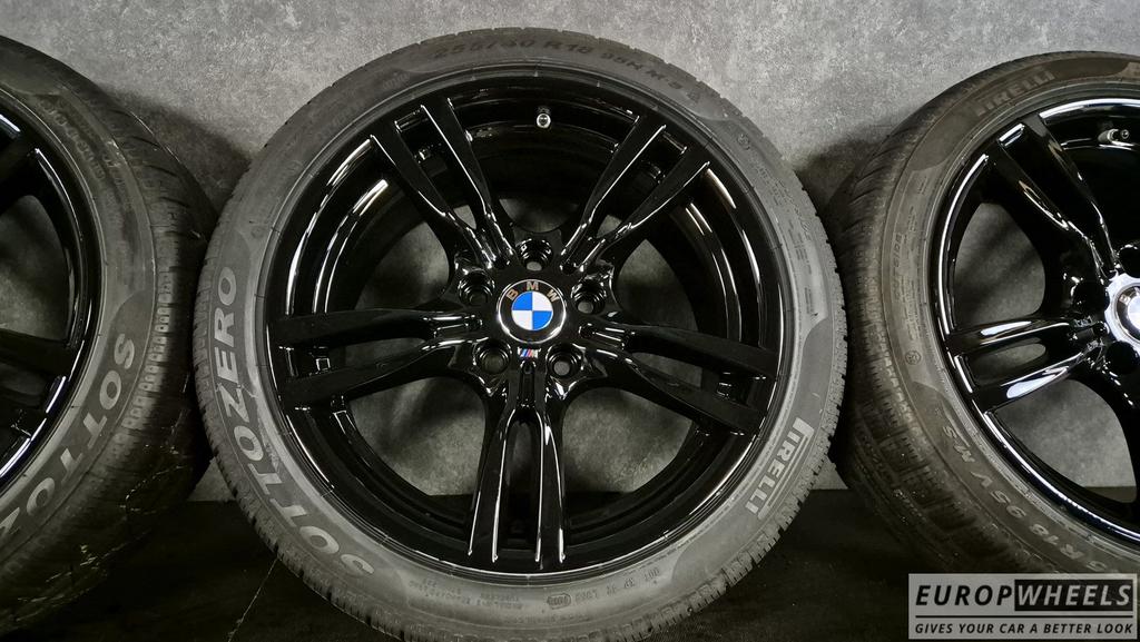 18 inch BMW 3 4 serie F30 F31 F36 ZWART 400m Winterbanden, 18 inch, Gebruikt, -, -