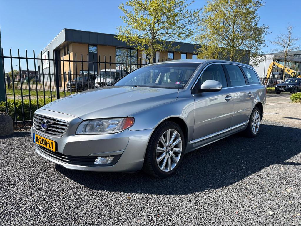 Volvo V70 2.0 T5 Kinetic | LEDER | TOP ONDERHOUDEN !, Auto's, Volvo, Bedrijf, Te koop, V70, ABS, Airbags, Airconditioning, Alarm