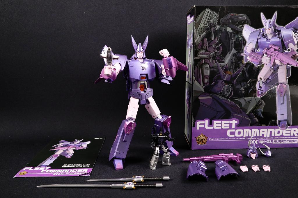 Transformers Masterpiece Fleet Commander Cyclonus MH-01, Verzamelen, Transformers, Overige generaties, Ophalen of Verzenden, Zo goed als nieuw