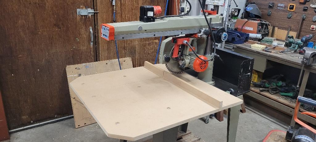 afkortzaag omga 600 geremd, Ophalen, Gebruikt, 70 mm of meer, Afkortzaag