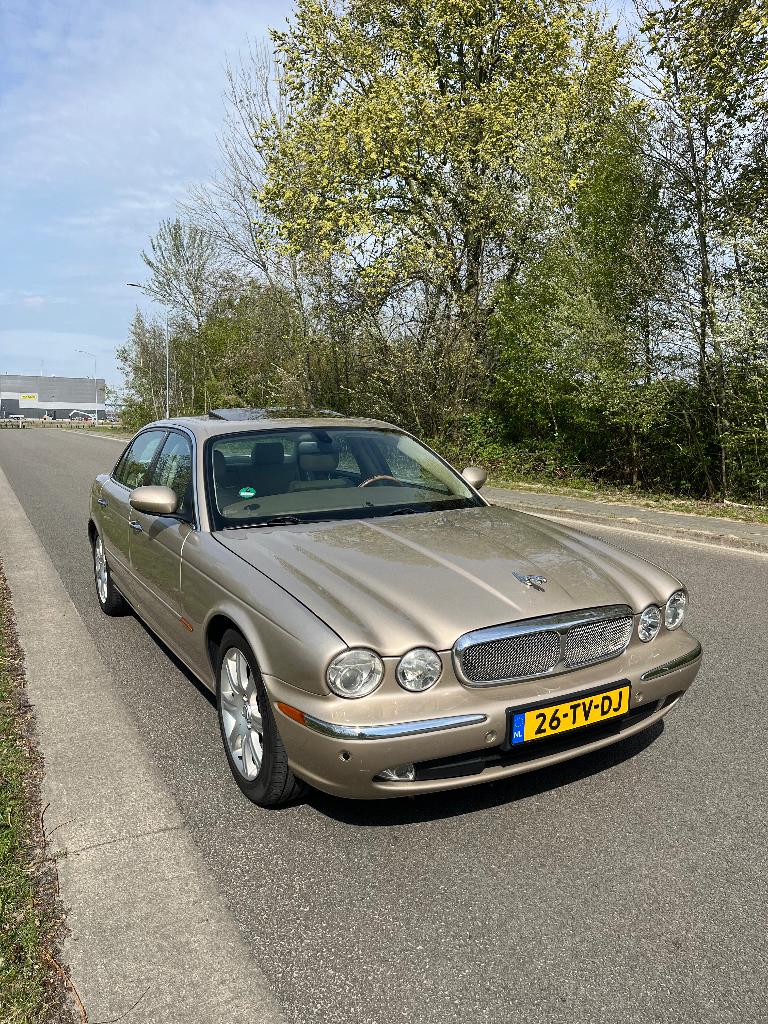 Jaguar XJ X350 4.2 V8 LongWheelBase LWB, Automaat, Sound system, Achterwielaandrijving, 1772 kg