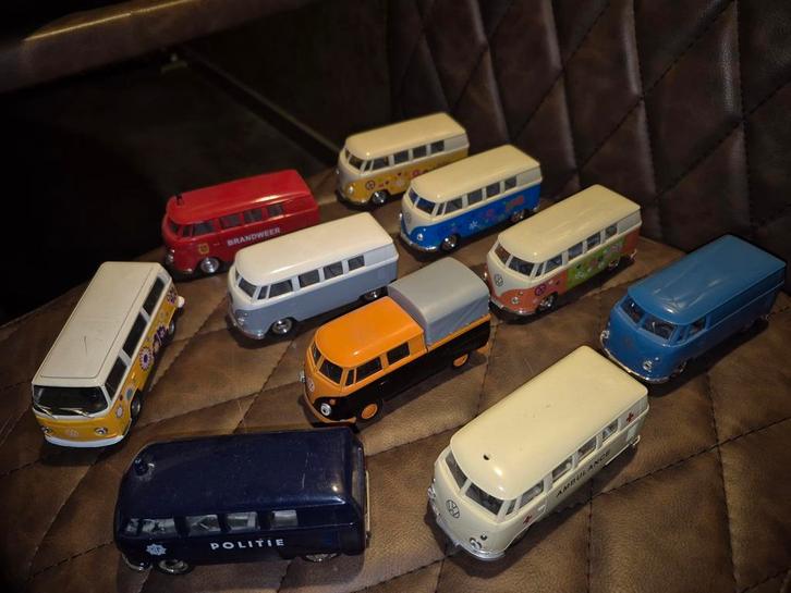 10x Welly Volkswagen busje T1 en T2, Hobby en Vrije tijd, Modelauto's | 1:43, Auto, Overige merken, Ophalen of Verzenden