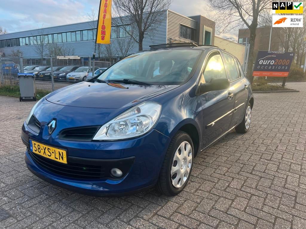 Renault Clio 1.2-16V Business Line - Airco - Panoramadak !, Auto's, Renault, Voorwielaandrijving, 535 kg, Gebruikt, Zwart