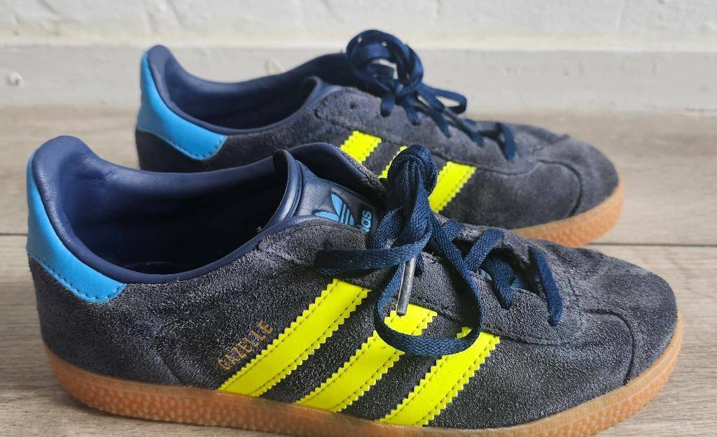 Adidas Gazelle maat 35, Kinderen en Baby's, Kinderkleding | Schoenen en Sokken, Adidas, Gebruikt, Schoenen, Ophalen of Verzenden