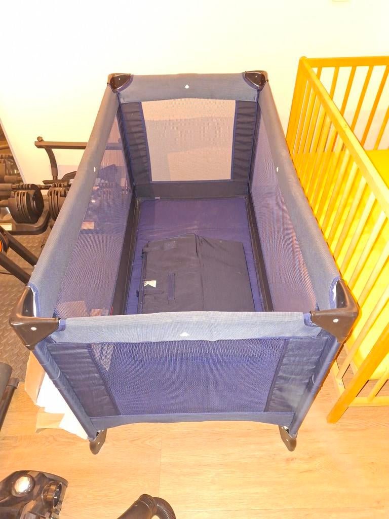 Inklapbaar kinderbedje, Ophalen, Gebruikt, Reisbedje