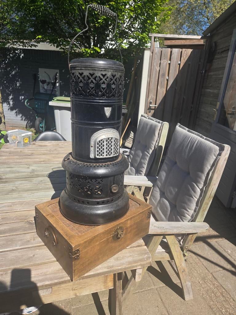 Vintage Valor 525-T Petroleumkachel - Zwart, Minder dan 50 cm, Gebruikt, Ophalen of Verzenden, Minder dan 100 cm